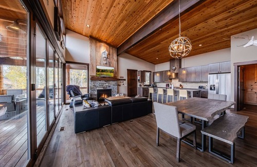 Eureka House | Treehouse at the Wilderness Club