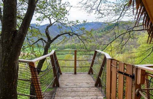 Muran House | TREEHOUSE POD LESOM