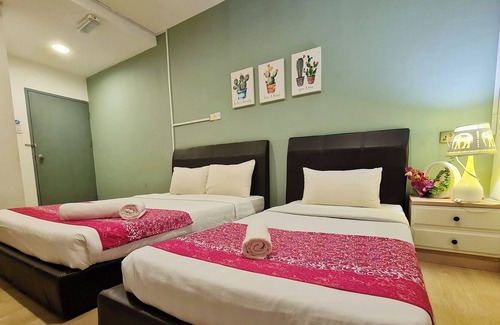 Inanam Hotel | Treeline Urban Inn
