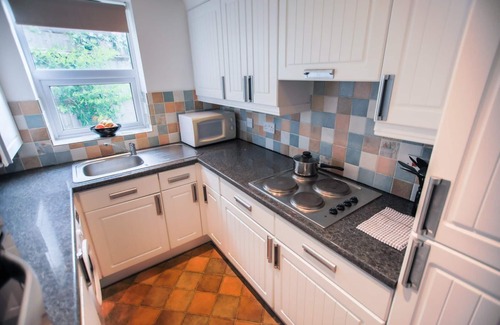 Bexhill-on-Sea House | Trees Annex - Bexhill