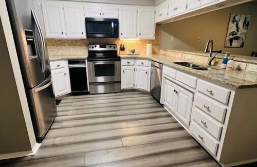 Mount Ida Apartment | Treetop Condo at Mtn Harbor