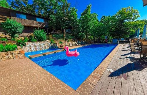 Village of Four Seasons House | Treetop Village-3bed3bathpoolsdock8pp