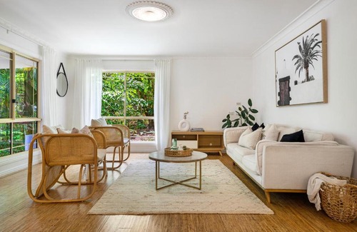 Suffolk Park House | Treetops Retreat by The Beach