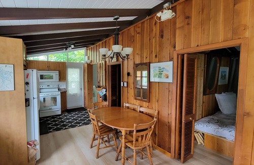 Mont-Tremblant Ski Chalet | Tremblant Lakeside Cottage with Hot Tub