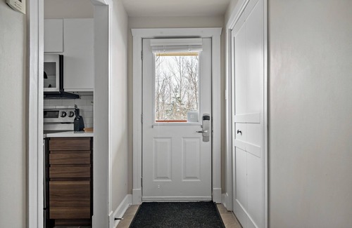 Tremblant-Les-Eaux Condo | Tremblant Les Eaux 225-2 - Sauna, Hot Tub, Ski-In/Ski-Out