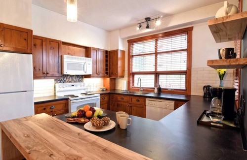 Tremblant-Les-Eaux Condo | Tremblant Les Eaux A - Mont-Tremblant