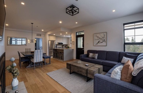 Tremblant-Les-Eaux Apartment | Tremblant-Les-Eaux 215-7 - Tremblant a Louer