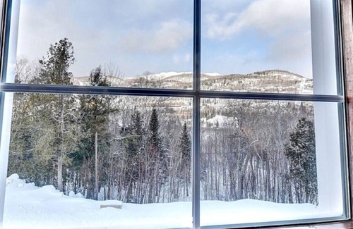 Tremblant-Les-Eaux Apartment | Tremblant-Les-Eaux 209-2 - Tremblant a Louer