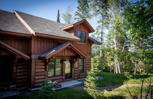 Lac Superieur Village Ski Chalet | Tremblant Mountain Chalets