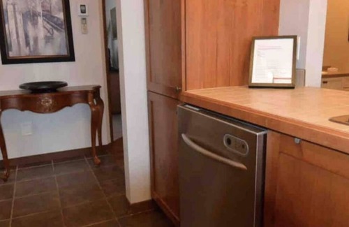 Mont-Tremblant House | Tremblant Ski-Golf Oasis with views🎿⛳️