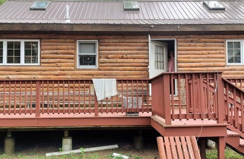 Conway Cabin | Tremendous cabin with AC in charming Conway