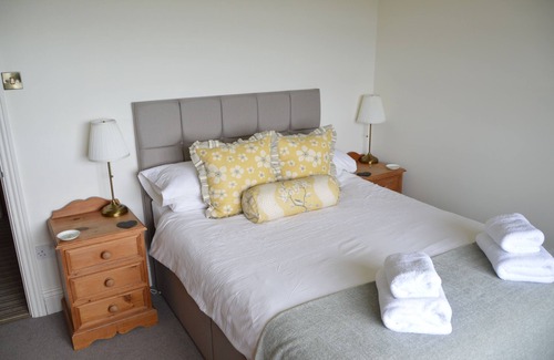 Treen Bed & Breakfast | Trendrennen Farm B&B