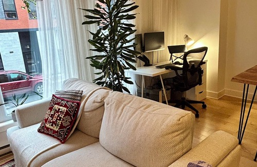 Hochelaga Condo | Trendy 1 room Condo - located in the center of Montreal