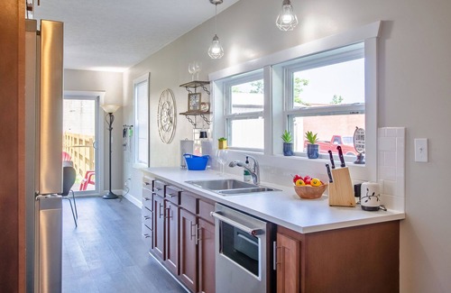 Kokomo House | Trendy bungalow close to the park