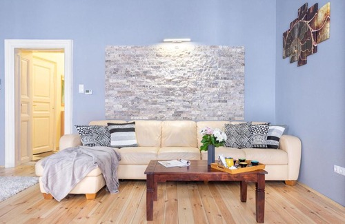 Csarnok negyed Apartment | Trendy Grand Boulevard Designer Home