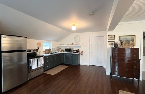 Wellington House | Trendy ground level flat in the heart of Wellington.