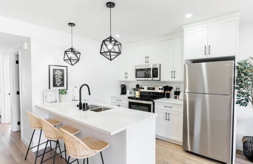 Winnipeg House | *Trendy Home | Free Parking | 7 min to Downtown*