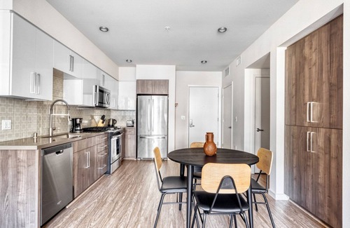 Milpitas Apartment | Trendy Milpitas 2BR w/Pool, Gym & Lounge, walk to BART, by Blueground