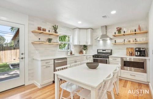 Bouldin House | Trendy Remodeled Home by SoCo w Nice Outdoor Space