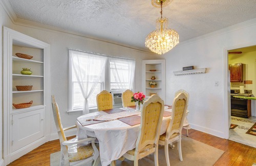 South Euclid Apartment | Trendy South Euclid Apt - 5 Mi to Cleveland Clinic