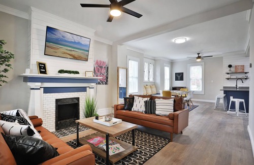 Olde Towne East House | ★ Trendy Spot Newly Remodeled in the <3 of it all!
