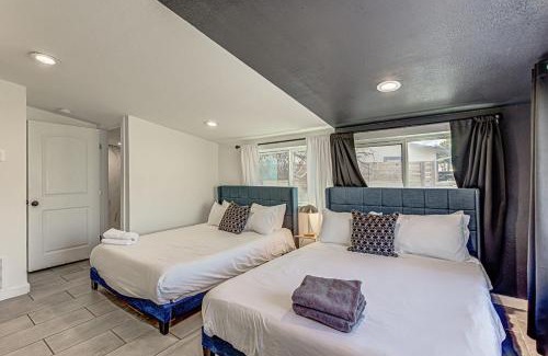 MLK House | Trendy Stay for 12 with Hot Tub Mins to DT 6th St