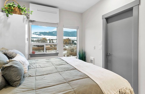Vernon Apartment | Trendy Studio, Mountain Views, Close to Ski Hill!