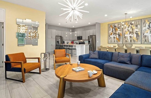 Loughman House | Trendy Villa w/Treehouse BR, Theater, Arcade, Game Loft & Pool - Mins to Disney