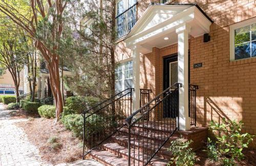 Atlanta House | Tres Chic