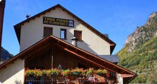 Eriste Hotel | Tres Picos