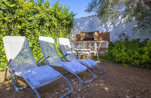 Colonia de Sant Pere House | TRES PINS - Lovely holiday home with private patio and 300 m from the beach. Free WiFi