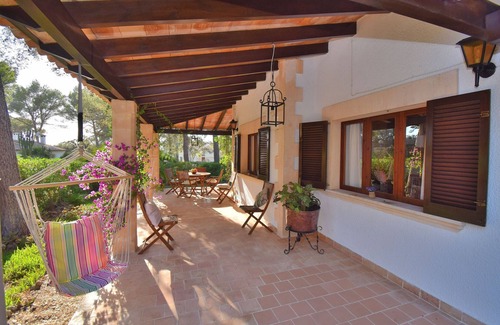 Cielo de Bonaire Ski Chalet | Trevol 020 fantastic house with large garden and terrace, barbecue, air-conditioning and WiFi