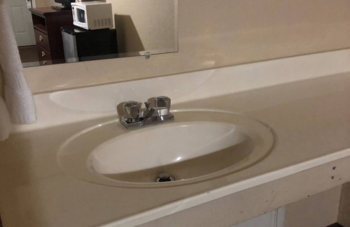 Ste Genevieve Hotel | Triangle Inn Motel