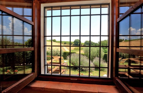 Corbara Apartment | Trianon Country - B - One Bedroom Apartment, Sleeps 4