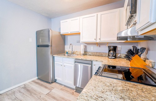 Indian Point Condo | Tribesman Resort #14 - Renovated Condo, Minutes to Silver Dollar, Great Location