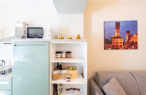 Alba Apartment | TrifulHouse holiday apartments, unit. 1 (Alba historical city center)