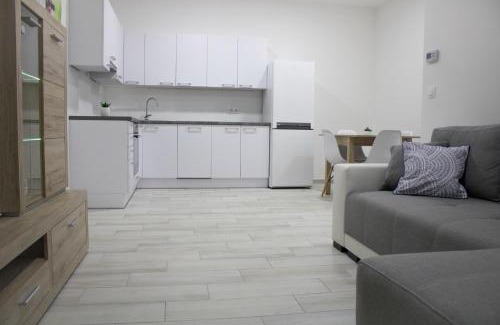 Sarvar Apartment | Trika Apartman