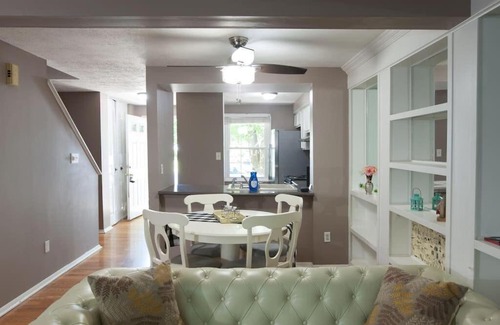 Indianapolis House | Trilevel, King beds, Great Location!!