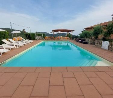 Nibbiaia House | Trilocale con piscina