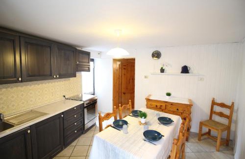 Brusson Apartment | Trilocale in Centro La Marmotta - Affitti Brevi Italia