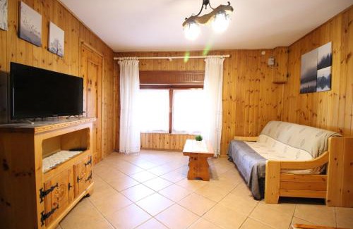 Brusson Apartment | Trilocale in Centro La Marmotta - Affitti Brevi Italia