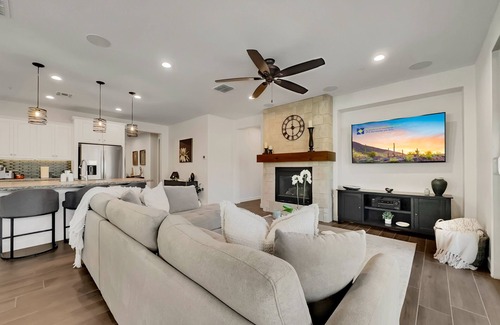Vistancia House | Trilogy Vistancia 55+ with Amazing Spa and Firepit. Amenities Galore.