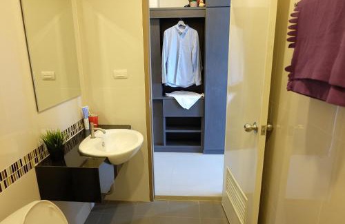 Ban Thung Sukla Hotel | Trio Residence Si-Racha