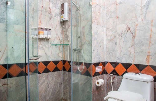 Si Racha Hotel | Triple B Boutique Residence