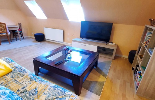 Besse-en-Chandesse Apartment | TRIPLEX DE CHARME DANS PETITE COPROPRIETE