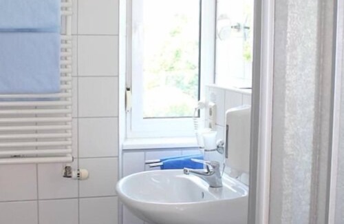 Ulm Hotel | Triple Room Ensuite in Hotel Ulmer Stuben