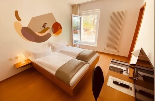 Ulm Hotel | Triple Room Ensuite in Hotel Ulmer Stuben