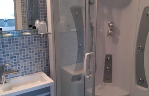 Thiers House | Triple room