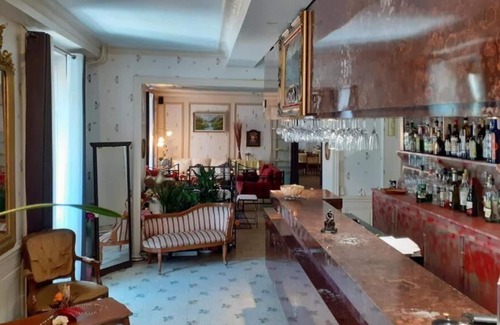 Thiers House | Triple room