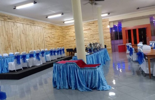 Sidomulyo House | Triple Room with AC at Mutiara Batu
